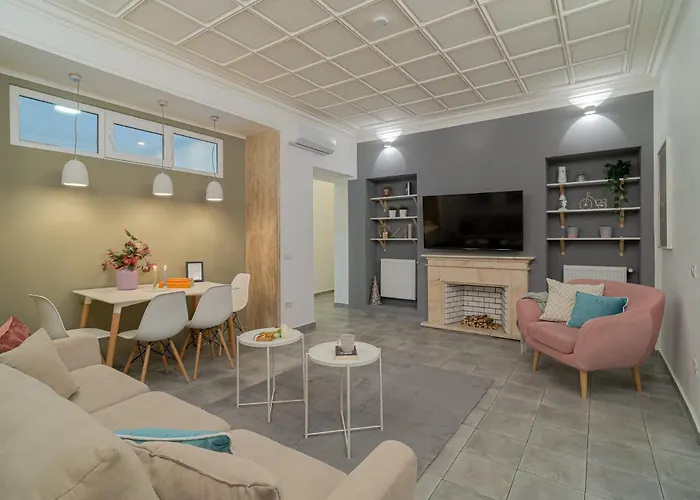 Modern 2-br Flat Near Cismigiu & Universitate - Balcony & Kitchen Apartamento