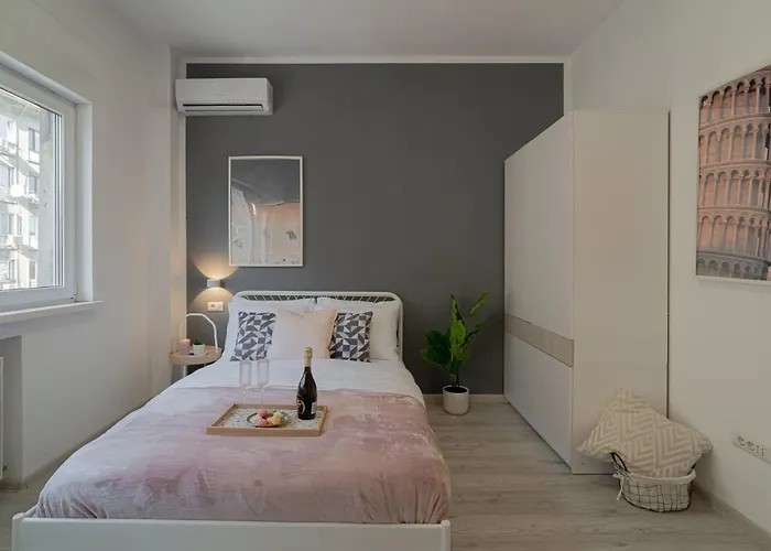 Apartamento Modern 2-br Flat Near Cismigiu & Universitate - Balcony & Kitchen *