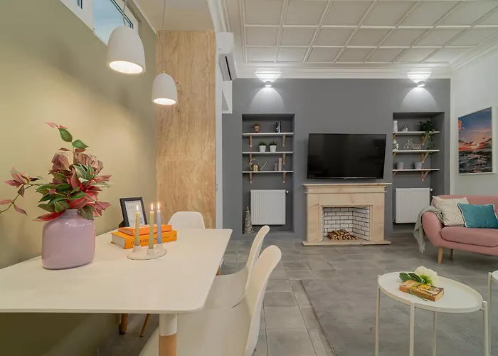 Apartamento Modern 2-br Flat Near Cismigiu & Universitate - Balcony & Kitchen